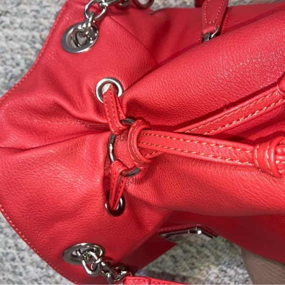 ❤️‍🔥❤️‍🔥Nicole Miller Vibrant Red Shoulder Bag bundle - Picture 9 of 10